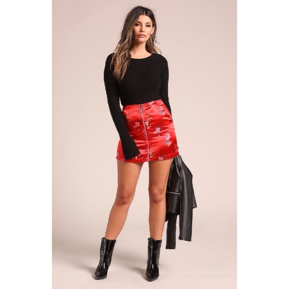 Black Tie Back Knit Pong Juniors Sweater - Picture 2 of 4